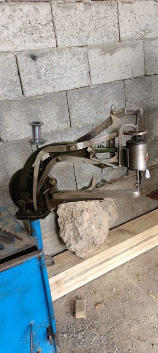 Аяқ киім тігетін машина