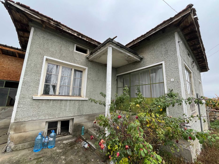 Продава къща в село Скобелево