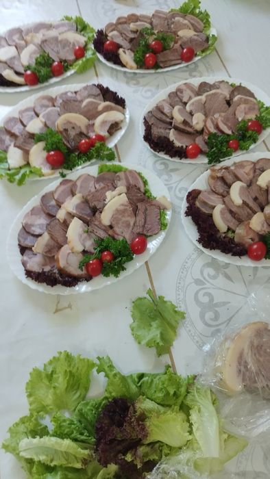 Қазан, ошақ, ыдыс-аяқ, мангал, стол, орындық жалға беріледі

Сипаттама