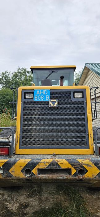 Аренда погрузчика2,3 х кубовый, каток16