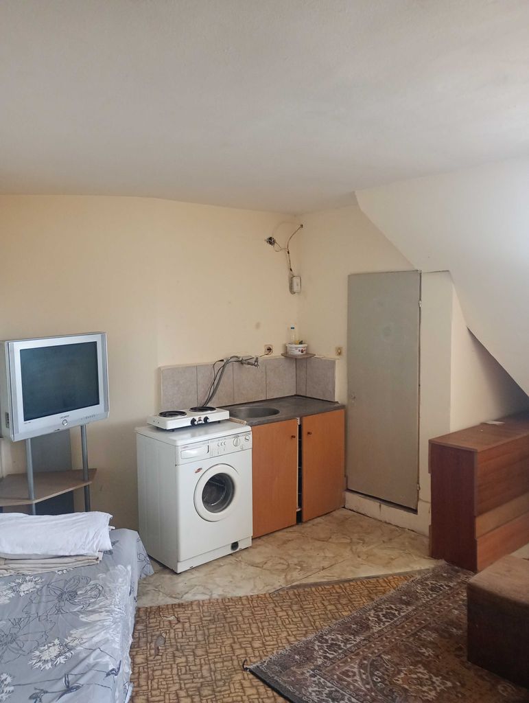 Дава се под наем Ателие в Русе, Мидия Енос - 25 кв.м за 117.3 € - Снимка #2