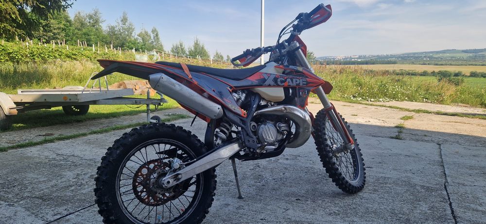 Motocicleta Enduro KTM 300 E xcf 2T
