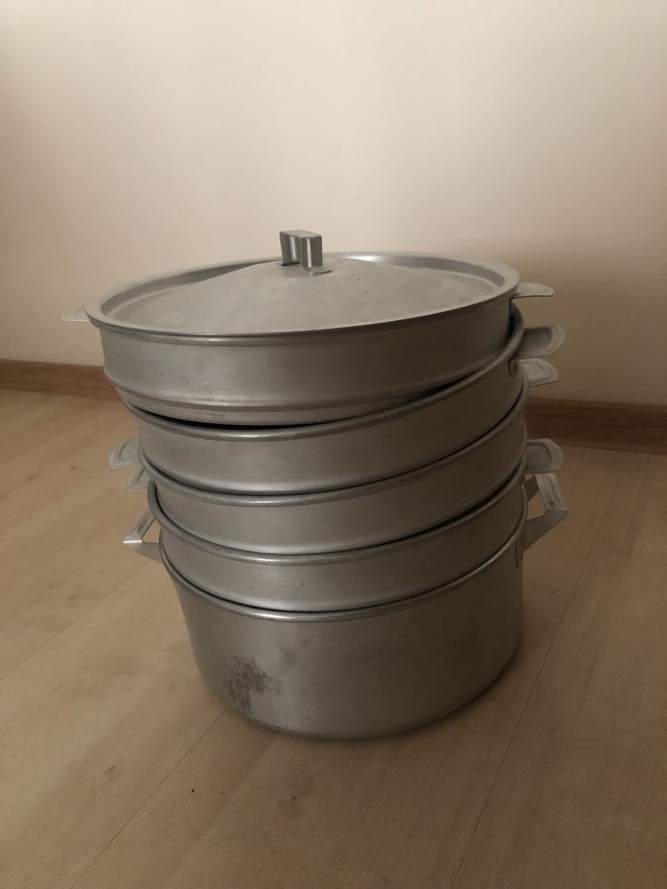 Продам мантоварку в отличном состоянии,ширина -28см.
