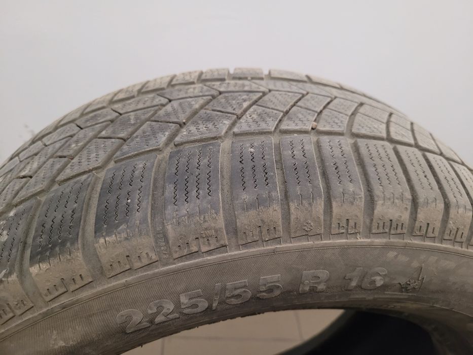 Зимние шины 225/55/16 T830 SSR