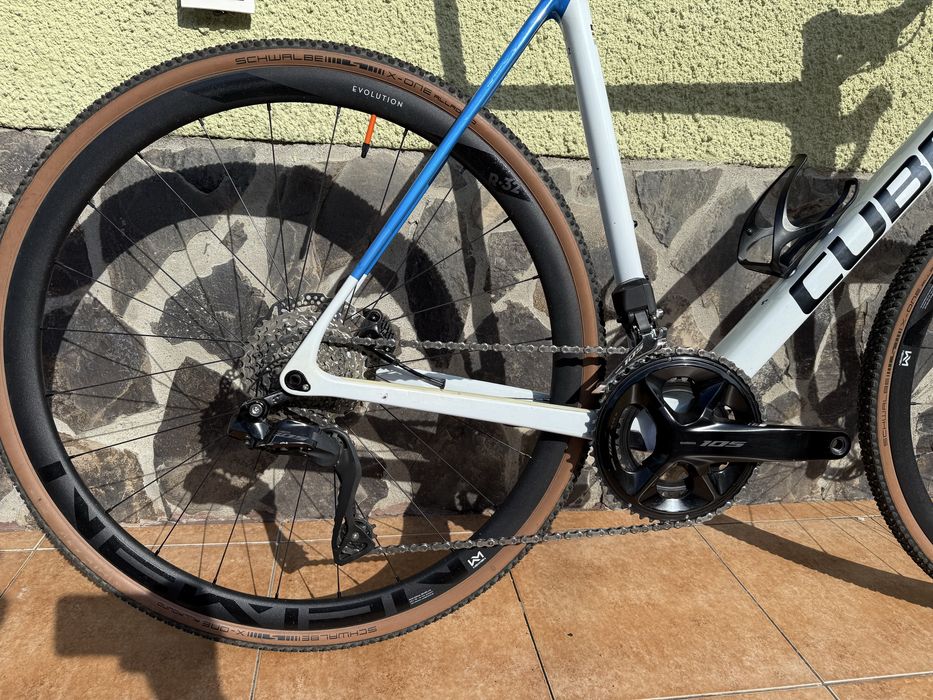 Cube Cross Race Cyclocros Carbon 2x12 2024
