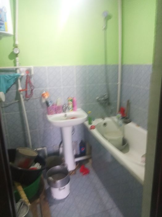 Qarshi mahalladan yangi qurilgan dom sotiladi