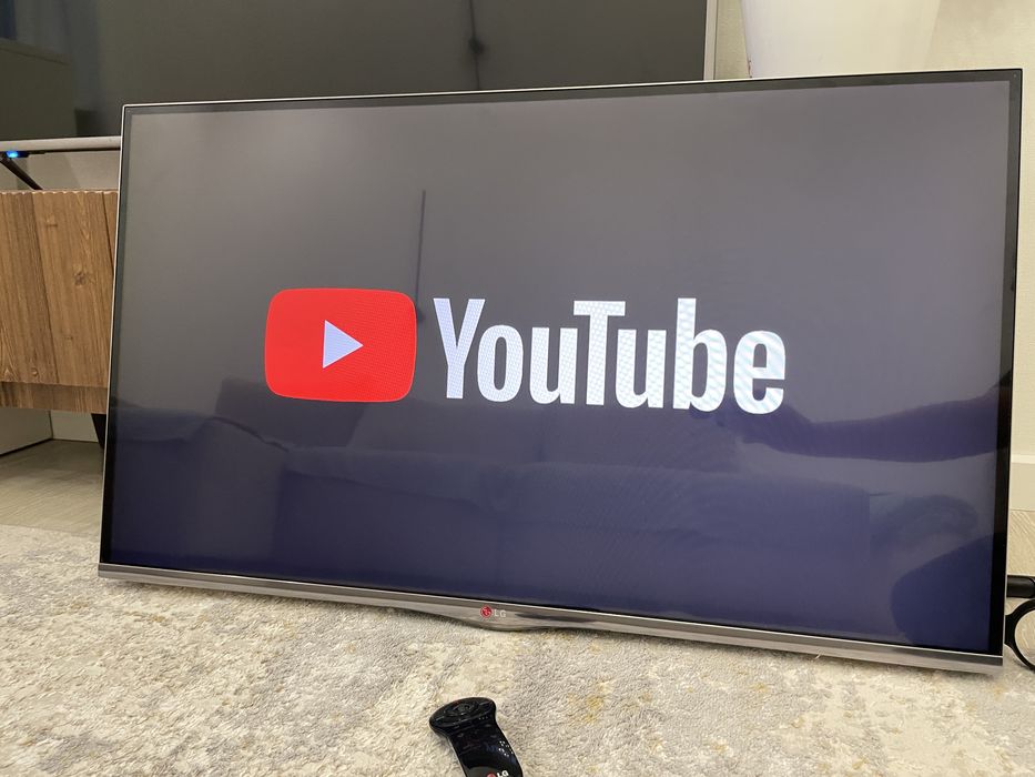 Телевизор LG 107 см Smart TV