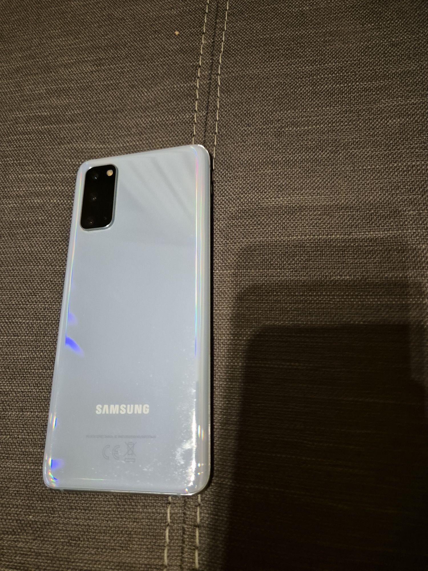 Samsung Galaxy S20, 8gb RAM, 128 gn ROM