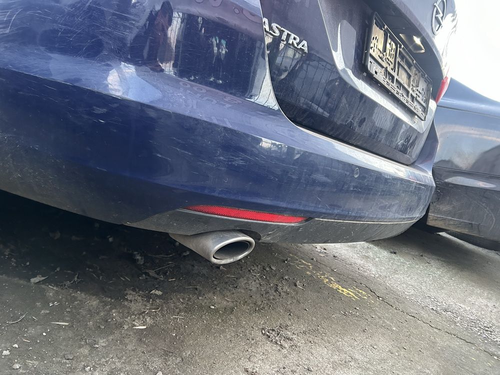 Haion , bară spate , stopuri led Opel Astra k facelift