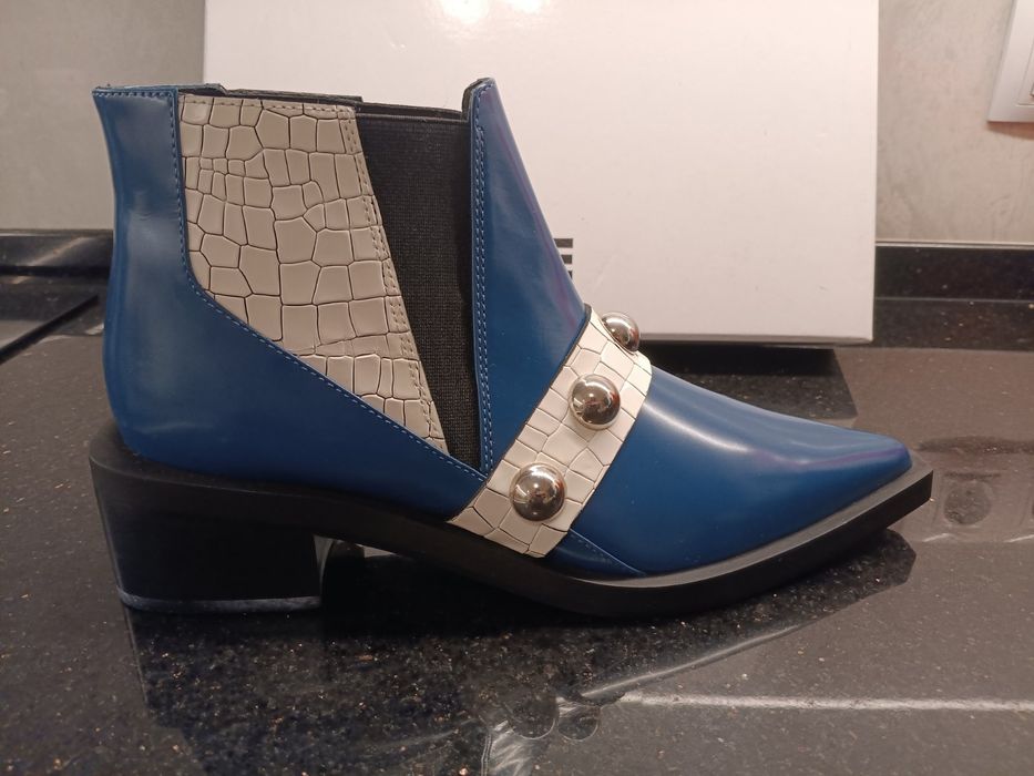 Дизайнерски обувки ATTRIBUTE 38-39