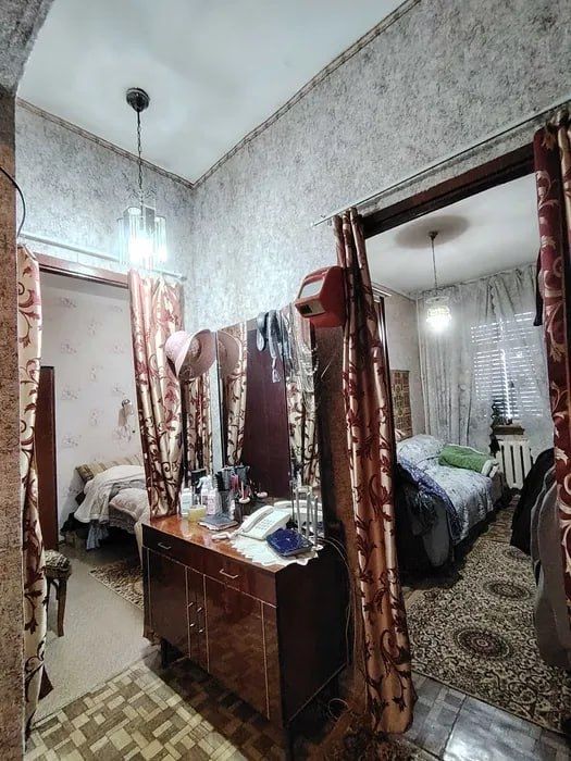 Продаю квартиру в Яшнабадском районе Асалобод 2, рынок Кадышева 3х ком