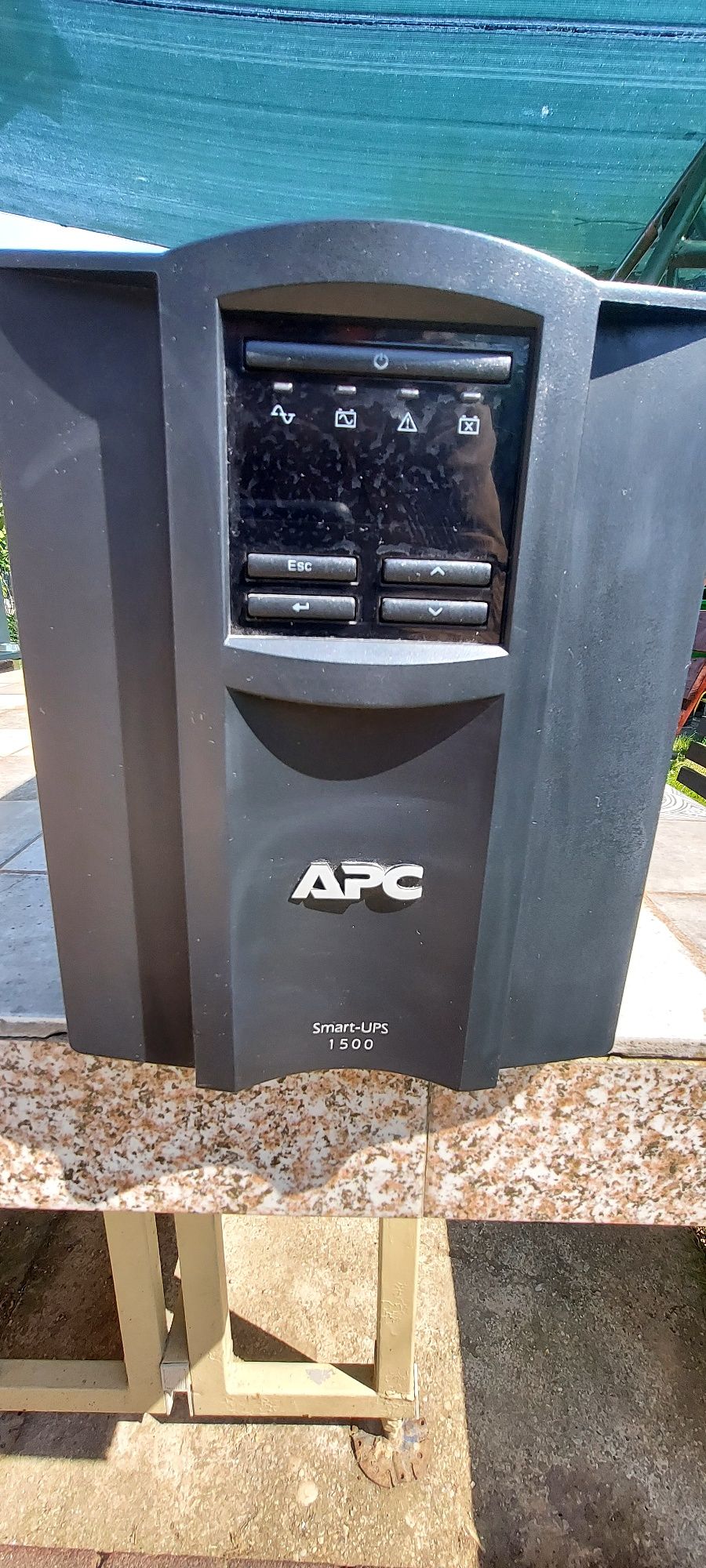 UPC APC Smart 1500