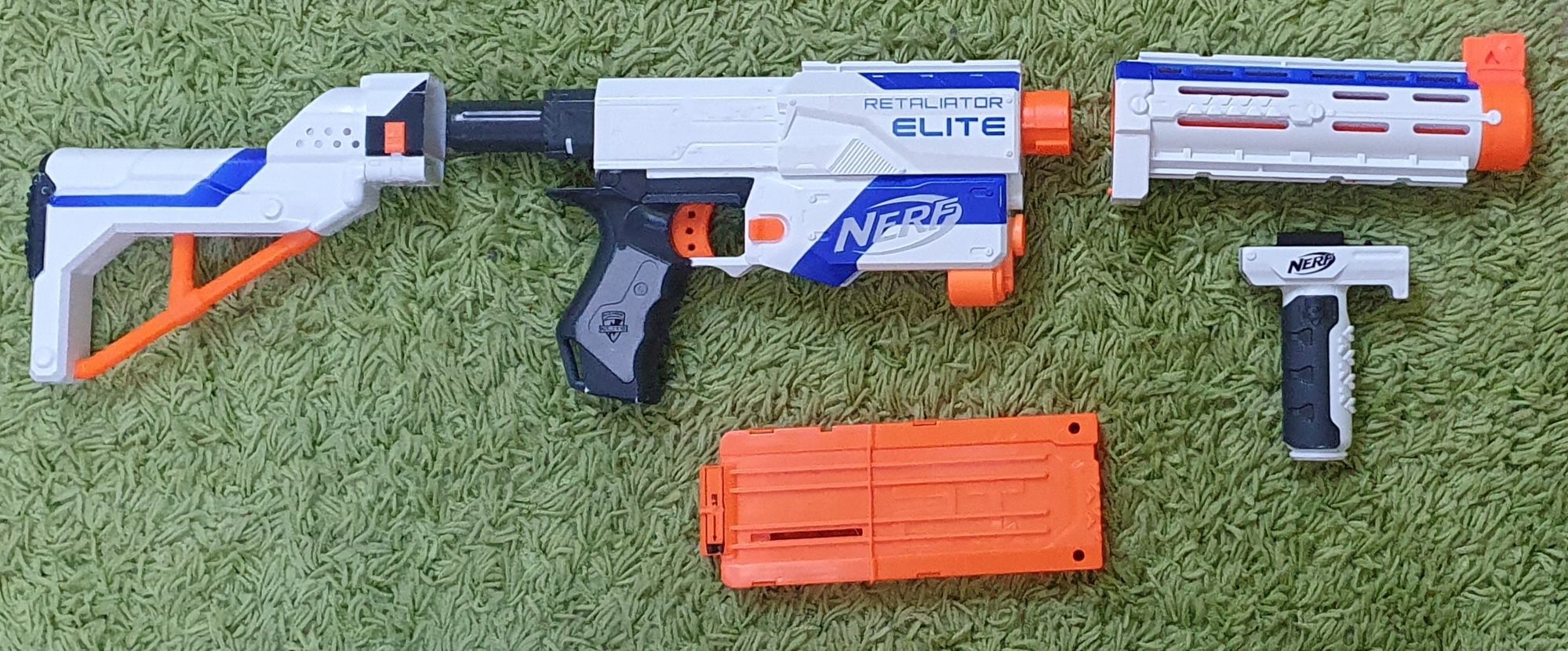 Различни Nerf пистолети