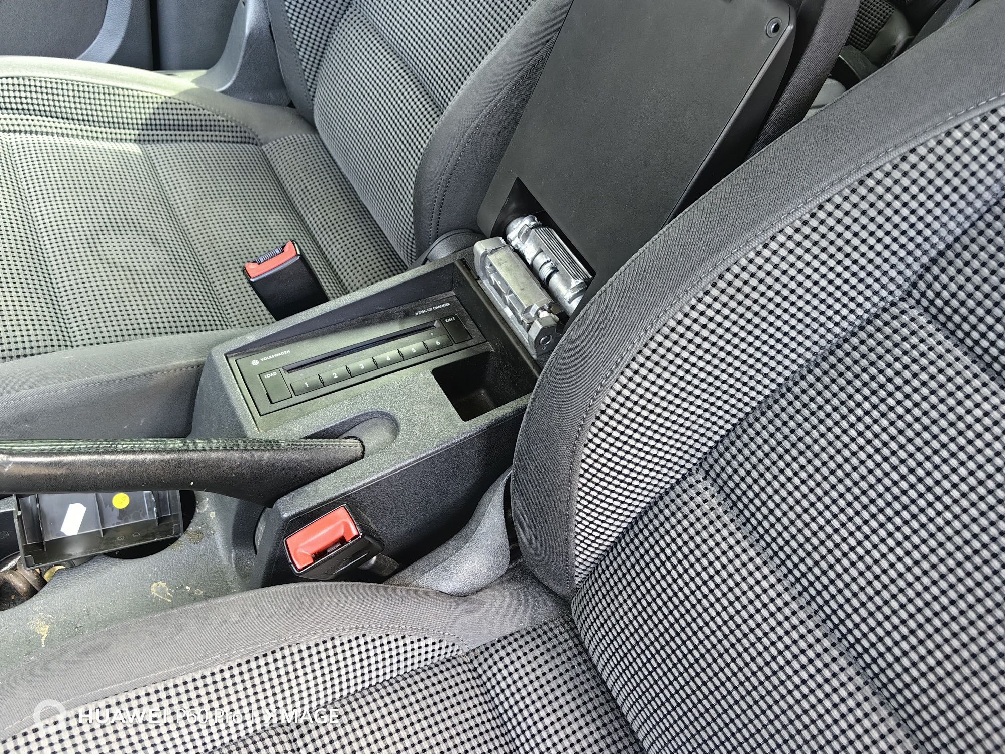 Vw Touran 2.0TDI 140к.с BKD DSG на части