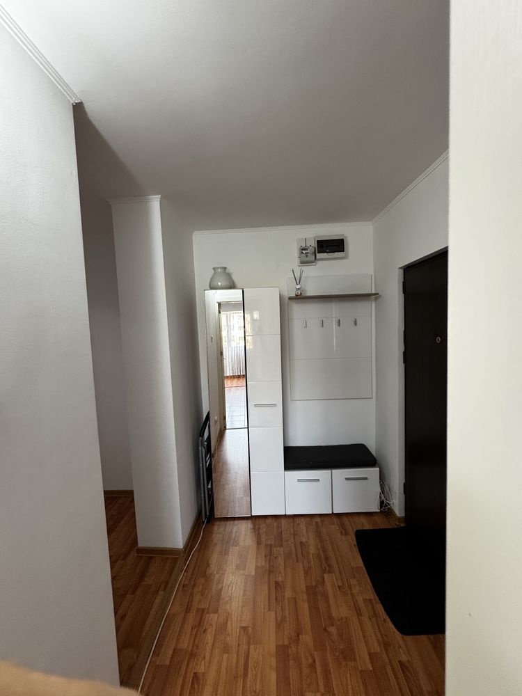 Apartament cu 3 camere, str Take Ionescu
