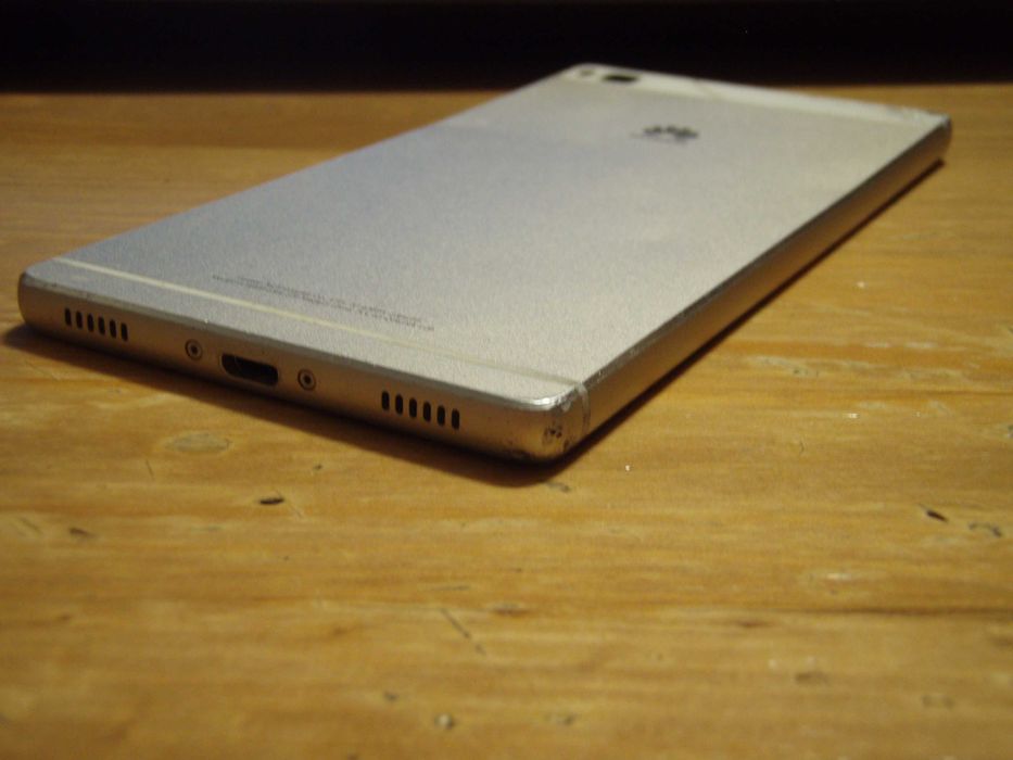 Huawei P8 GRA-L09 ROM 16 Gb RAM 3 Gb, functional in orice retea