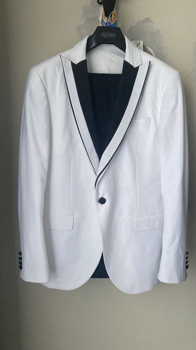 Мужской костюм тройка.