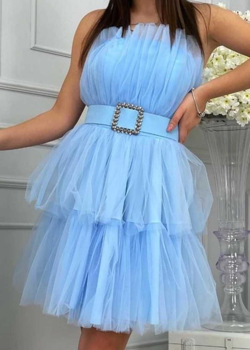 Светло синя рокля