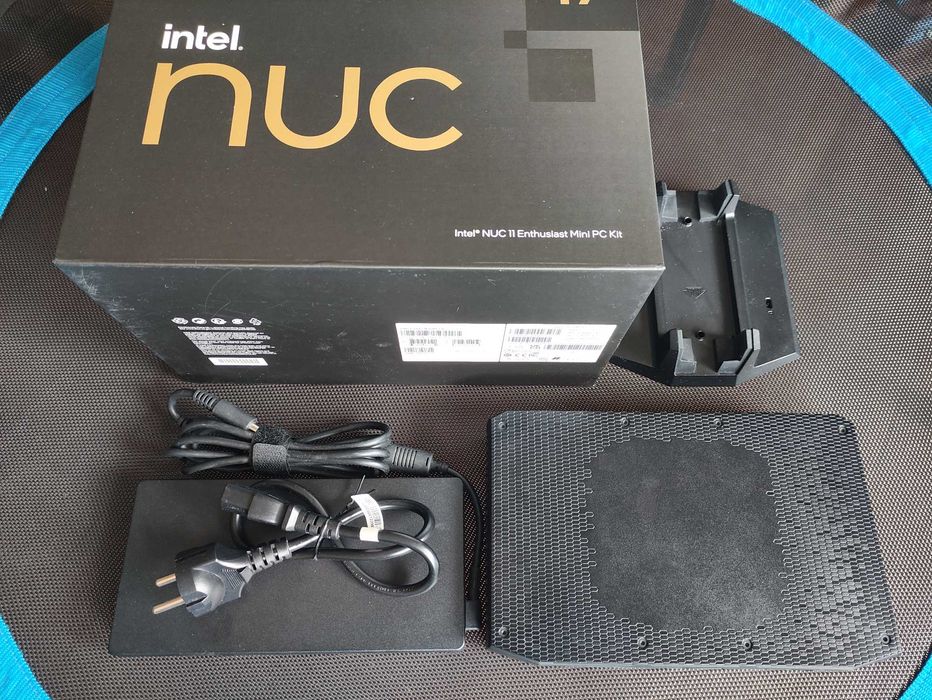 Intel NUC 11 Enthusiast Phantom Canyon, RTX 2060, 32Gb RAM, 2Tb SSD