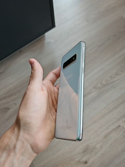 Samsung Galaxy s10 prism white 128 GB in stare perfecta + 3 huse