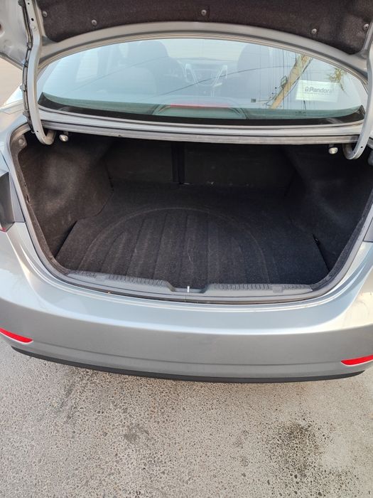 Hyundai elantra 2014 йил  127 000 пробег