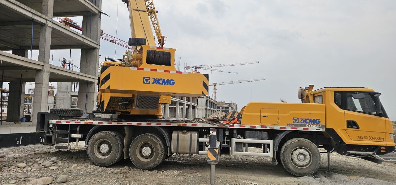 Avtokran XCMG 2023.