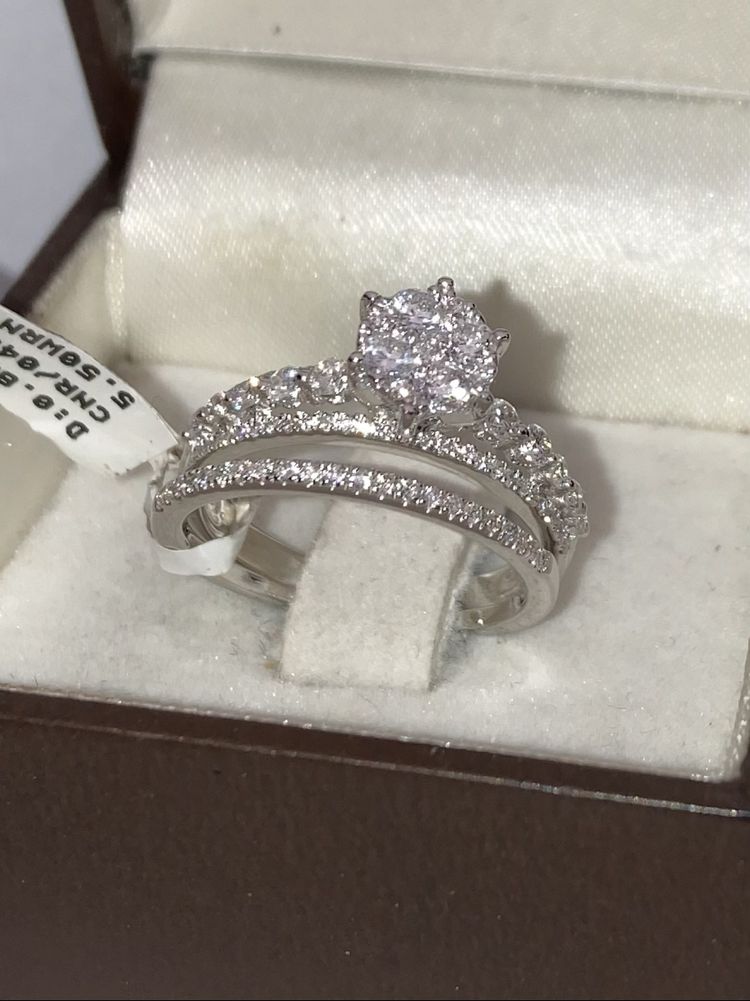 Inel aur alb 18kt. cu diamante 0.82ct