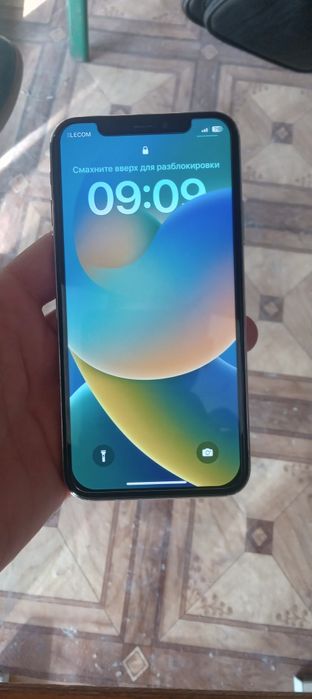 Iphone x holati zor