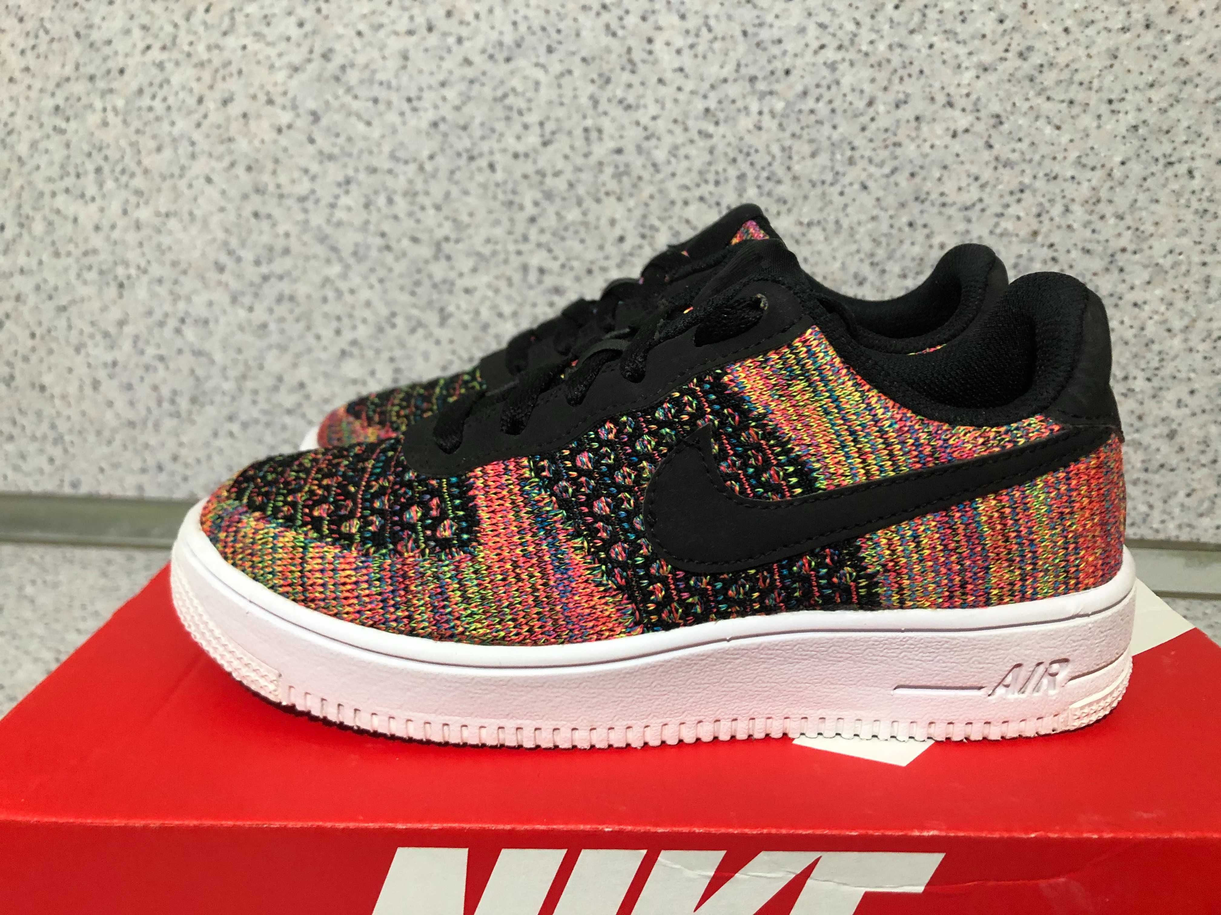 ОРИГИНАЛНИ *** Nike Air Force 1 Flyknit 2.0 / Hyper Pink Multicolor