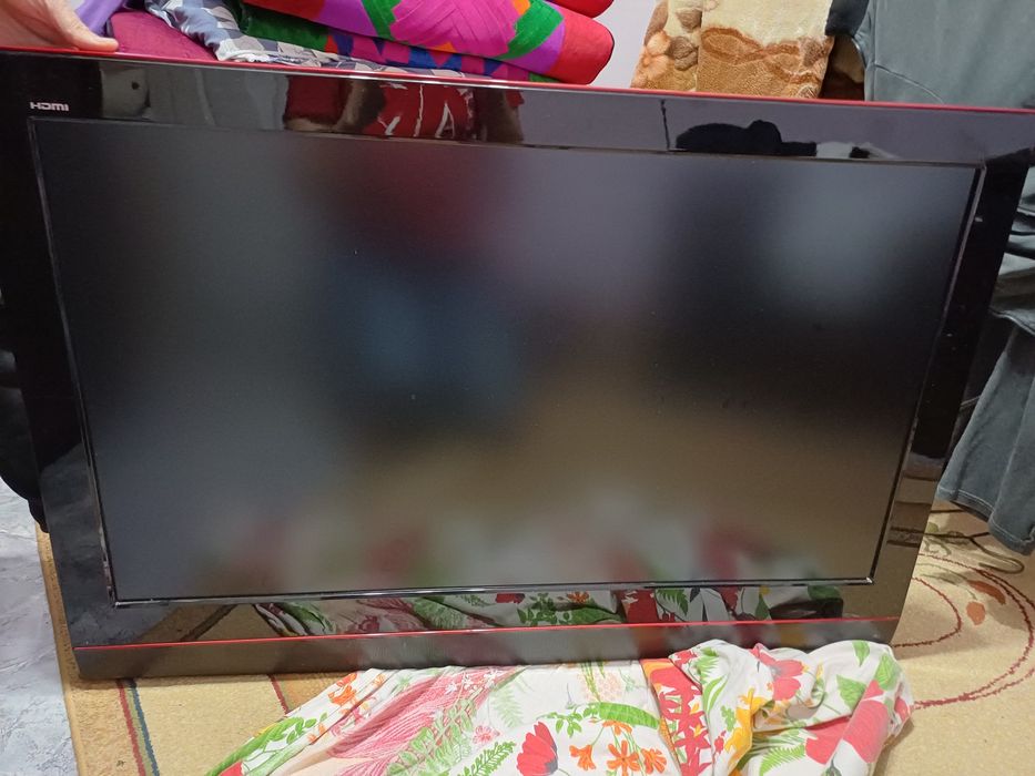 Продам телевизор Срочно