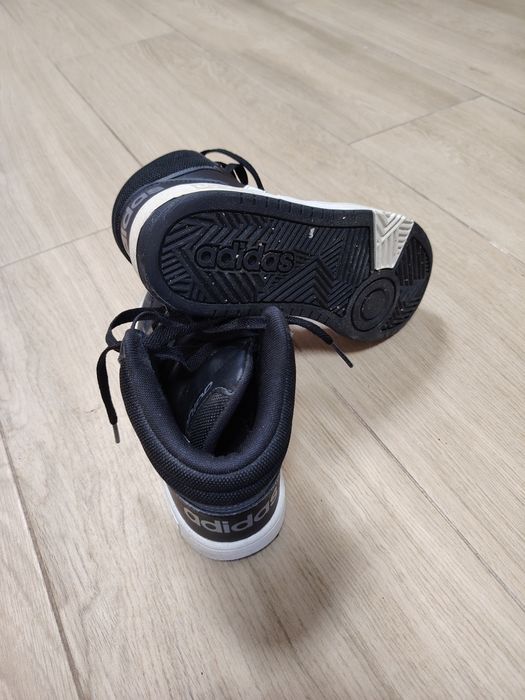 Маратонки Adidas
