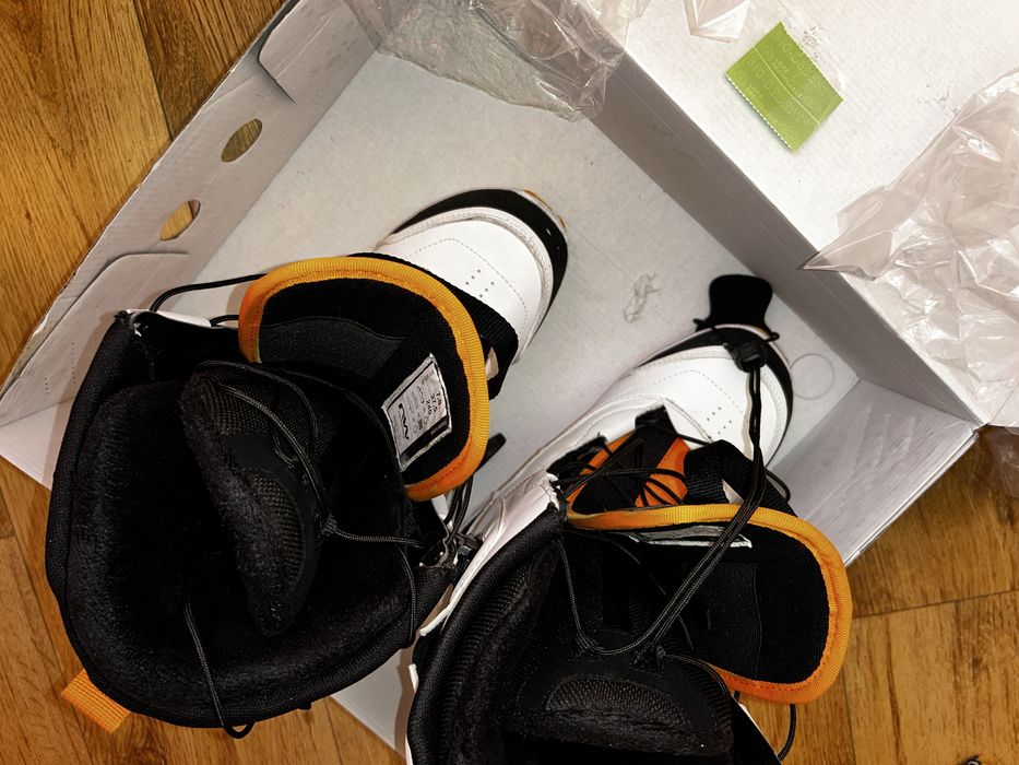 Сноуборд обувки/snowboard shoes