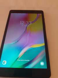 Vând tableta Samsung Galaxy Tab A (2019)