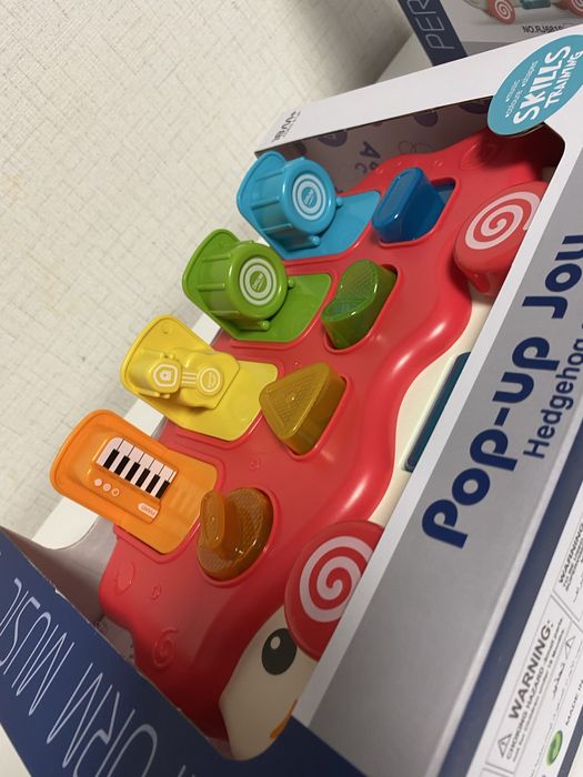 Занимателно таралежче - POP UP играчка, изскачащи животни