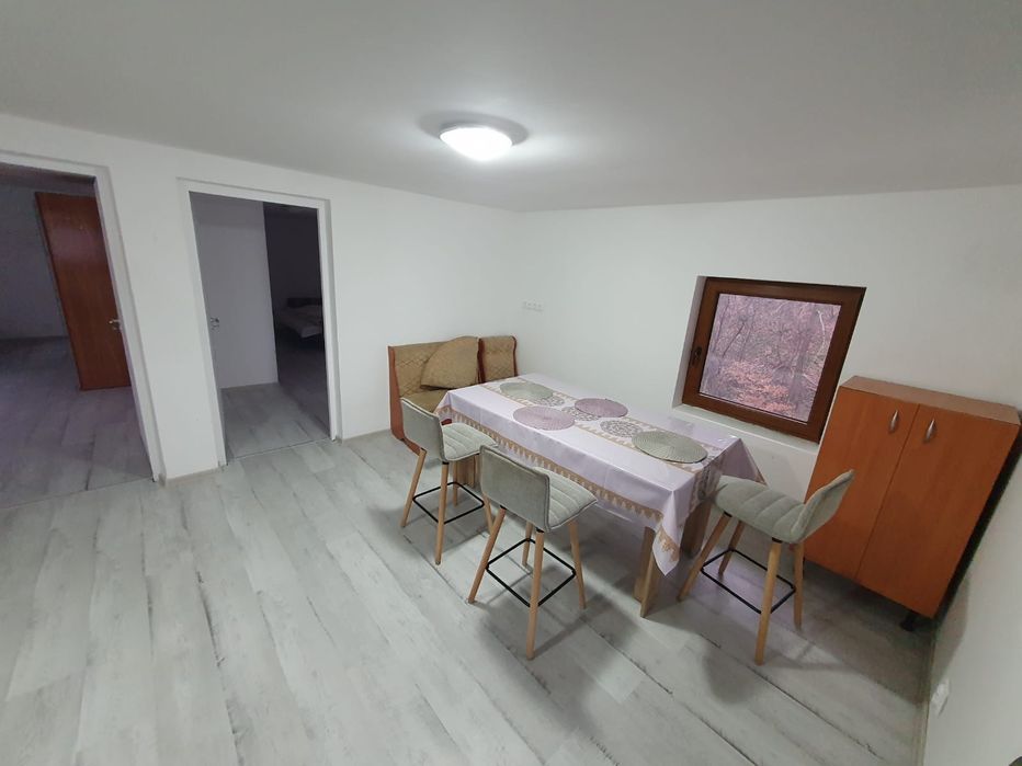 Închiriez cabană cu ciubar 20 pers (Uzina Someșul Rece)25 km de Cluj