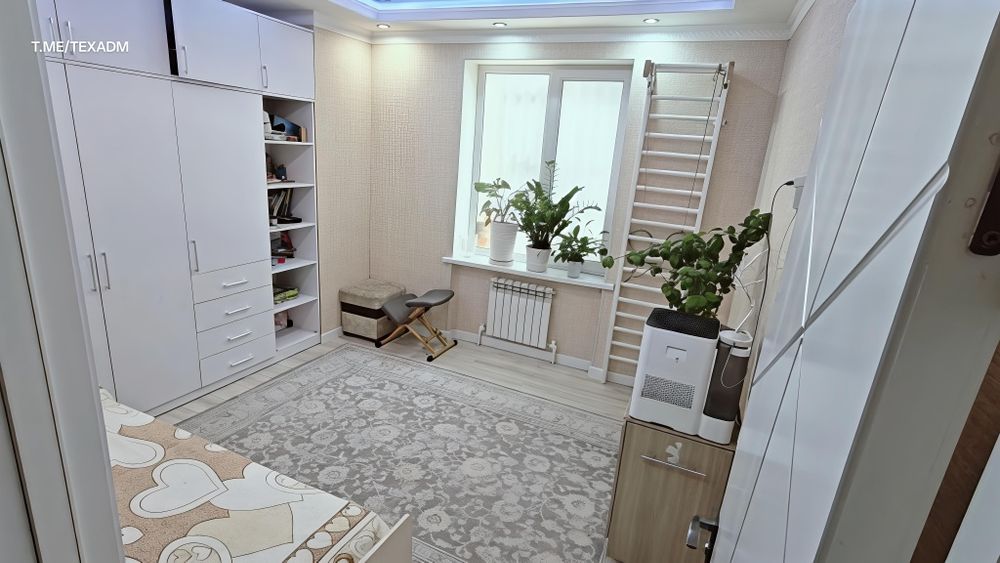 Продается своя квартира 3х/2/8 паркентский 3 xonali kvartira sotiladi