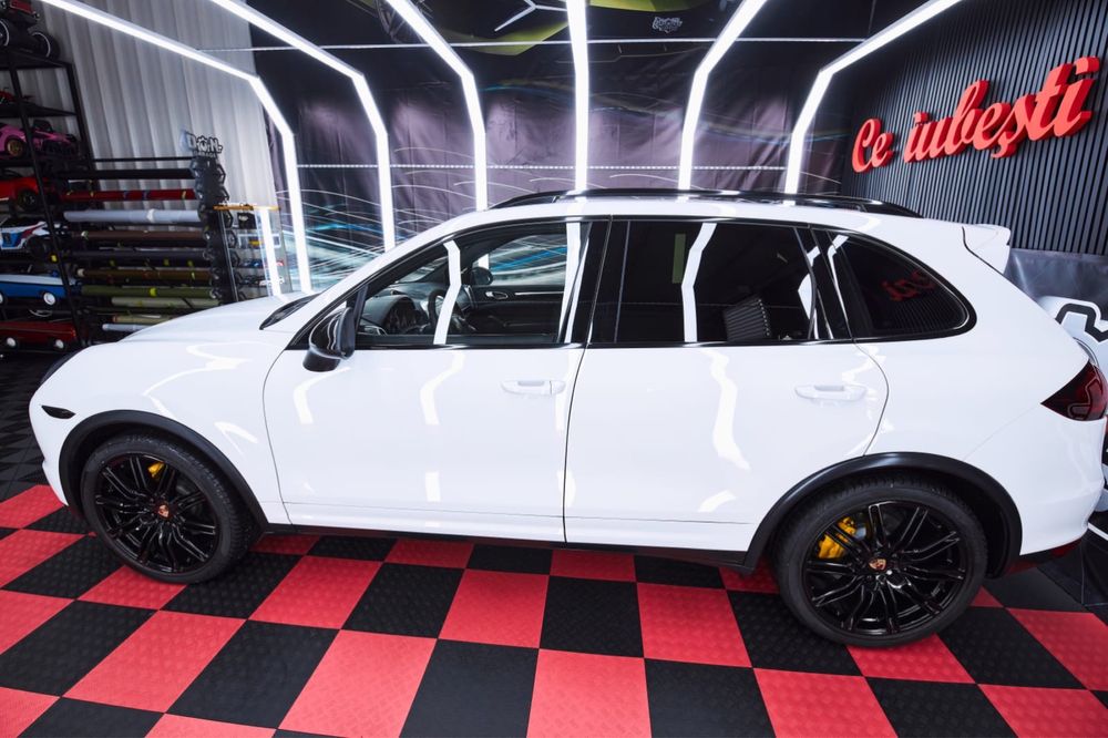 Porsche Cayenne 3.0d intretinut exemplar