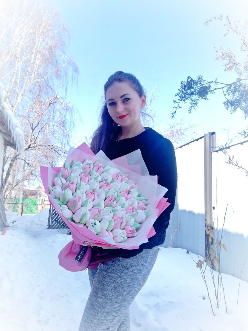 Букет из зефирных тюльпанов
