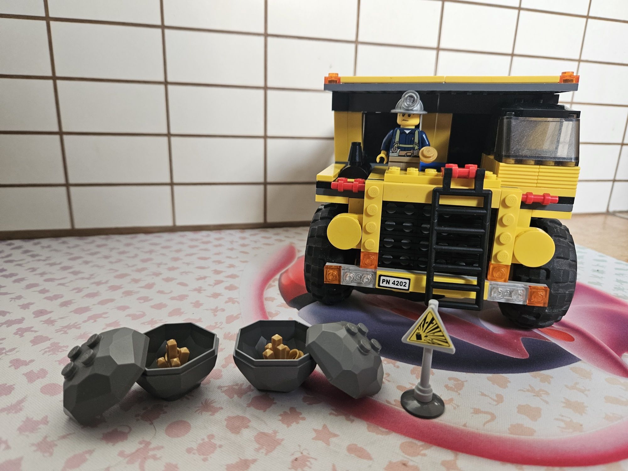 Lego construction Masina de mina