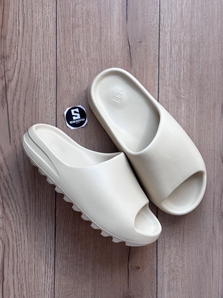 YEEZY Slide Bone