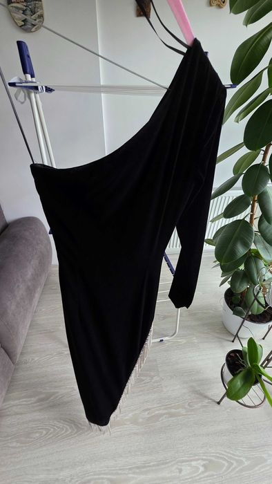 Rochie neagra de catifea Nissa