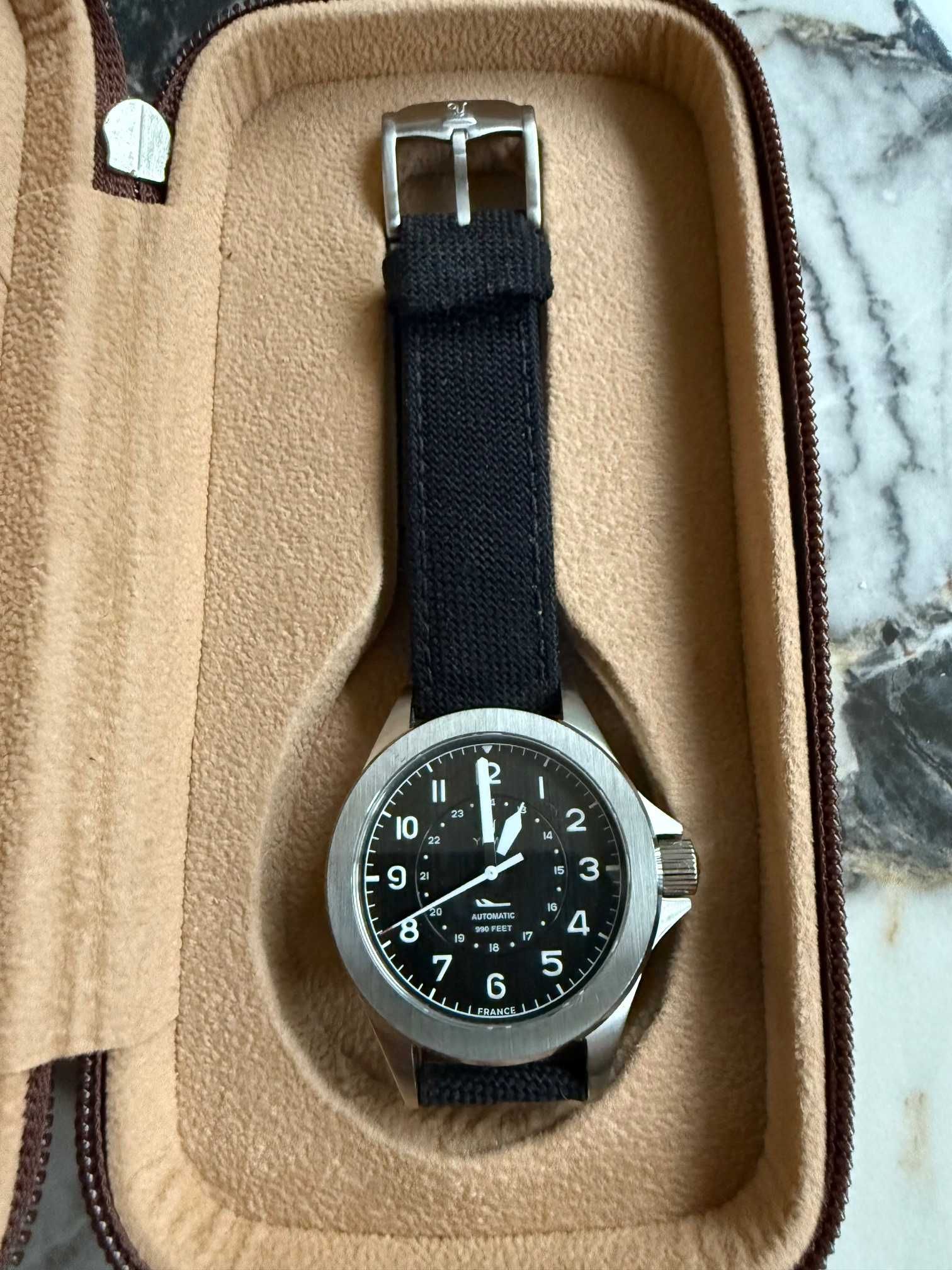 часовник Yema Flygraf Pilot M1