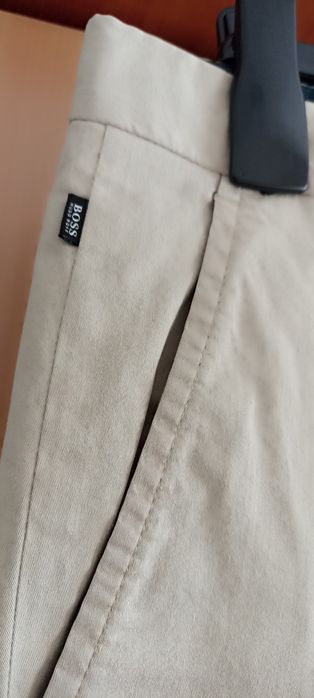 Pantaloni bărbați Hugo Boss