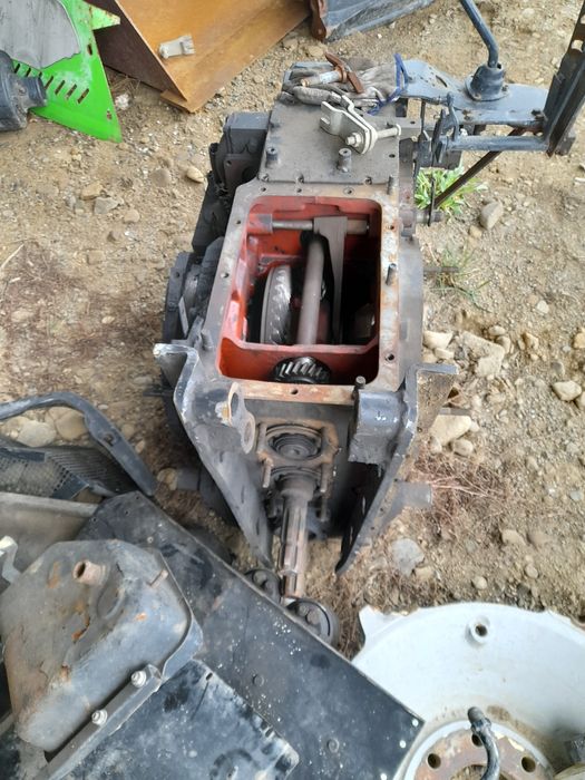 Piese Same Explorer 75 carcasa diferențial,bloc motor