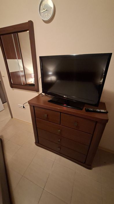 Телевизор LG- 32 , с дистанционно