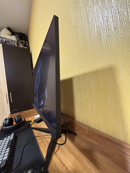 СПЕШНО Монитор AOC с гаранция