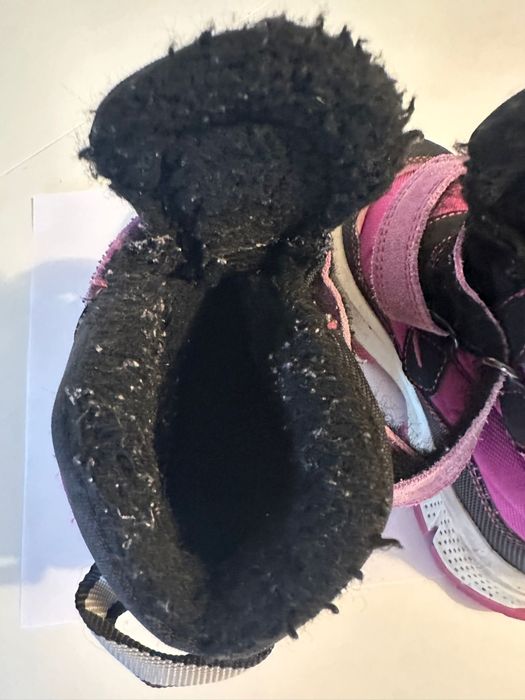 Ghete de iarna fetite