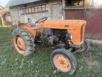 Tractor Fiat 411