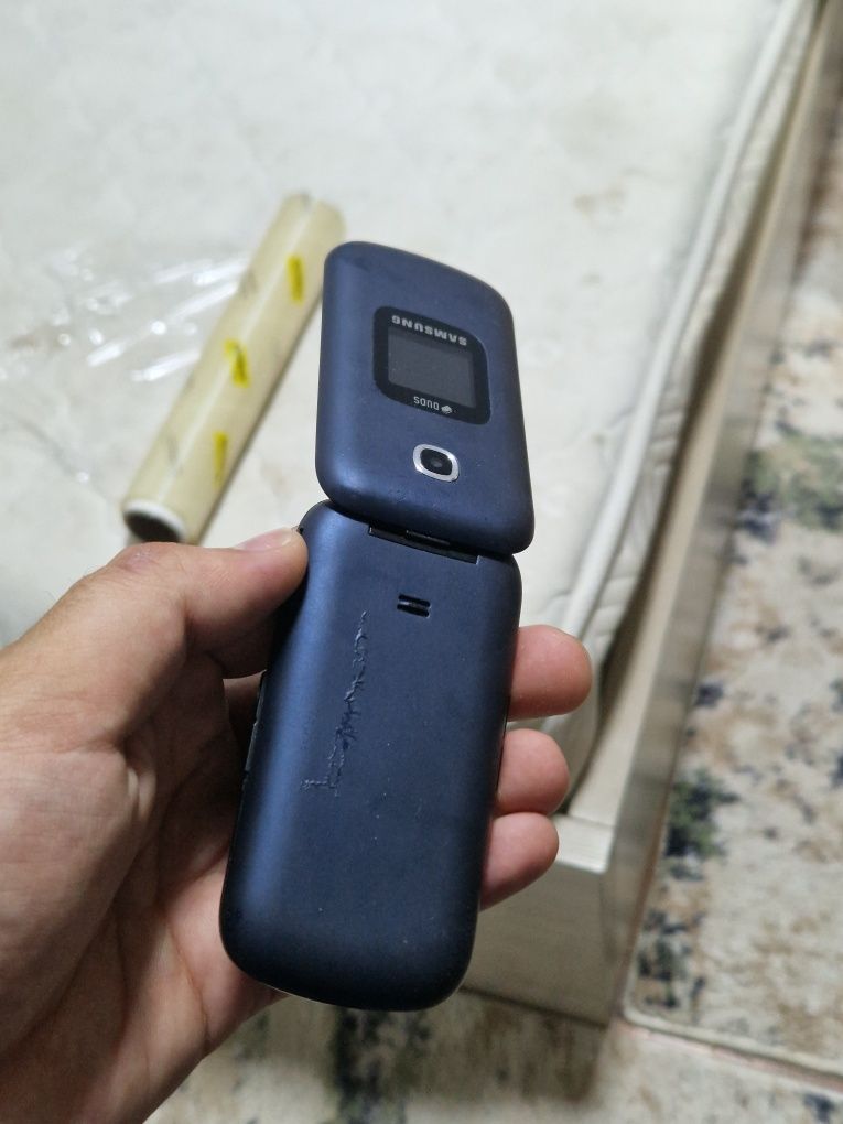 2 ta telefon 1 tani narxida Nokia 2660 Samsung Gusto 3 GSM