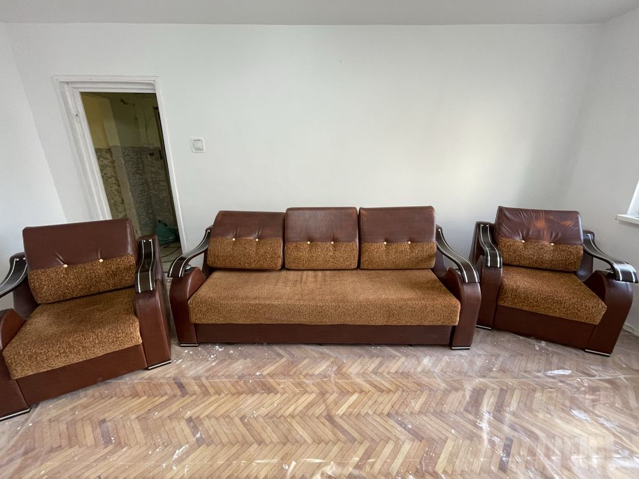 Canapea extensibila cu 2 fotolii